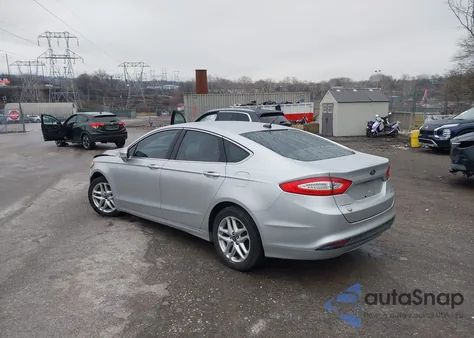 2013 Ford Fusion Se из США, поврежденный, VIN 3FA6P0HR2DR138000